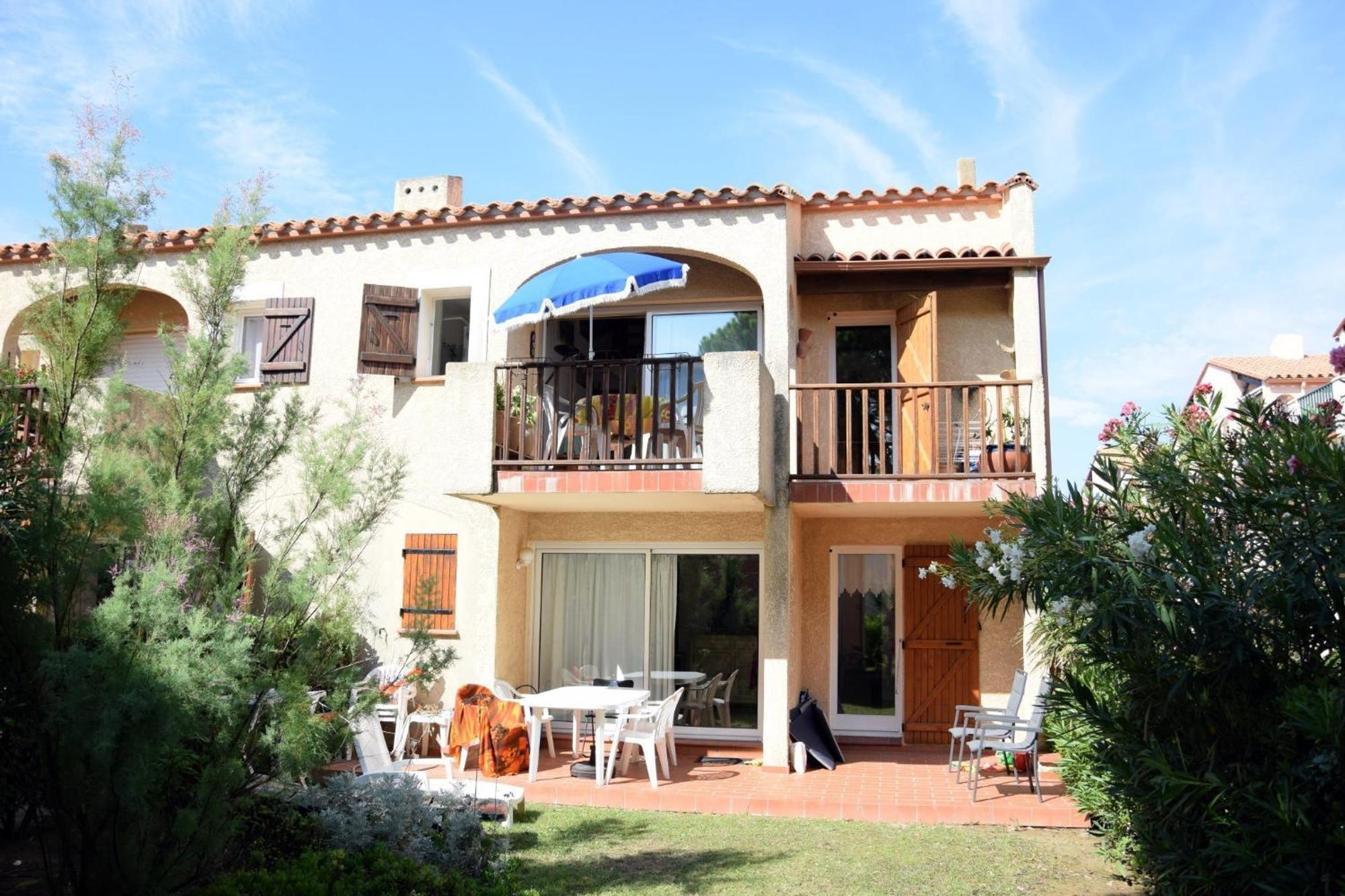 Oasis Village Naturiste Leucate Exterior photo